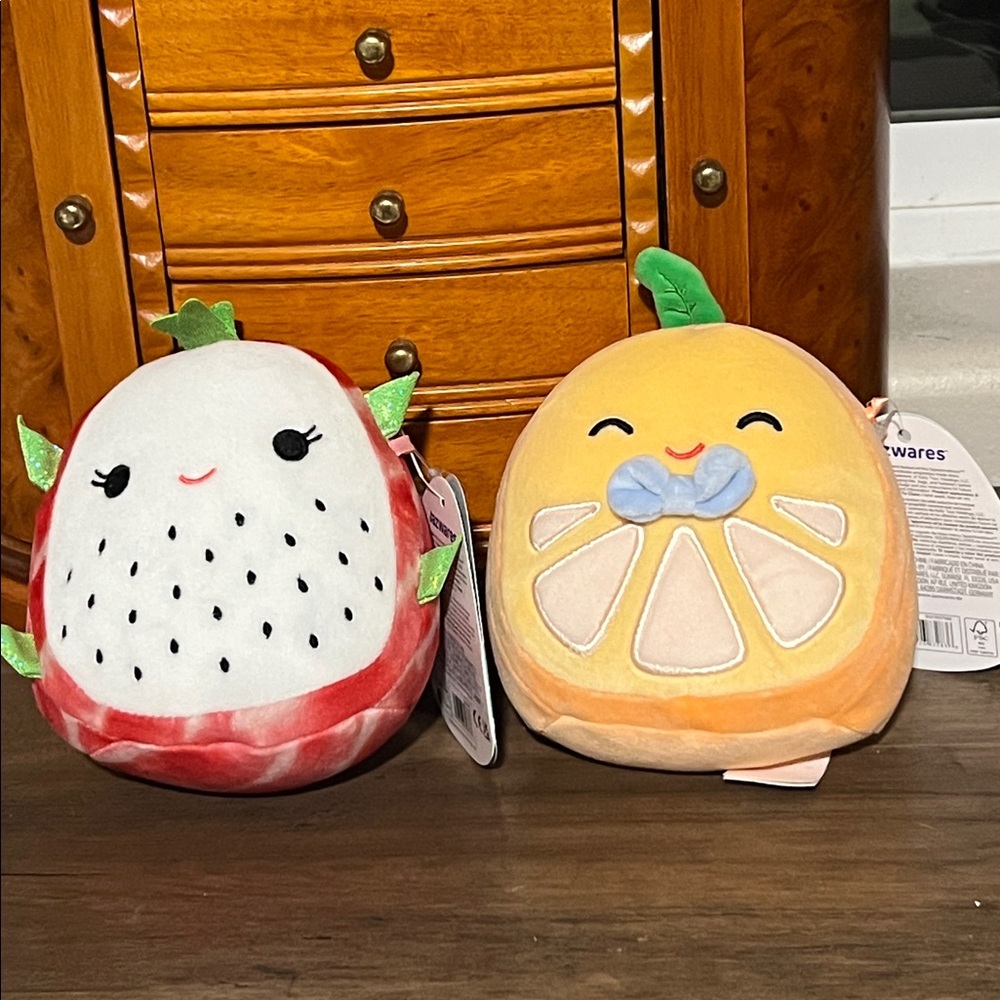 DELITA The Dragonfruit & Orin the Orange Citrus Fruit Squishmallow Plush 5” NWT